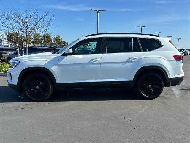 2026 Volkswagen Atlas SE with Technology
