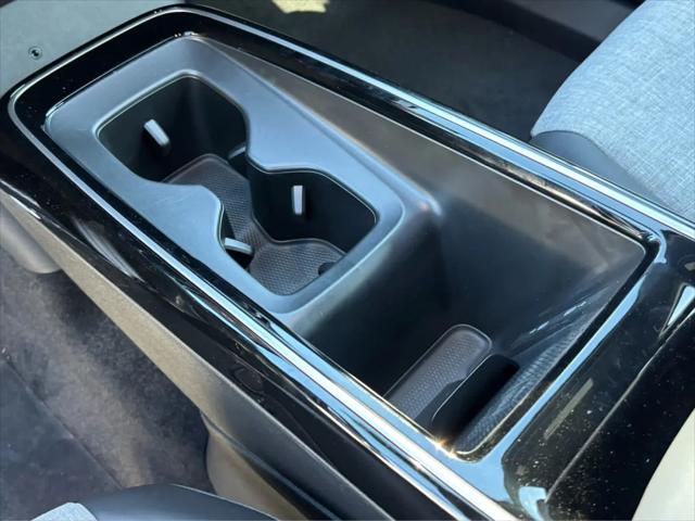 2025 Volkswagen ID.4 Pro