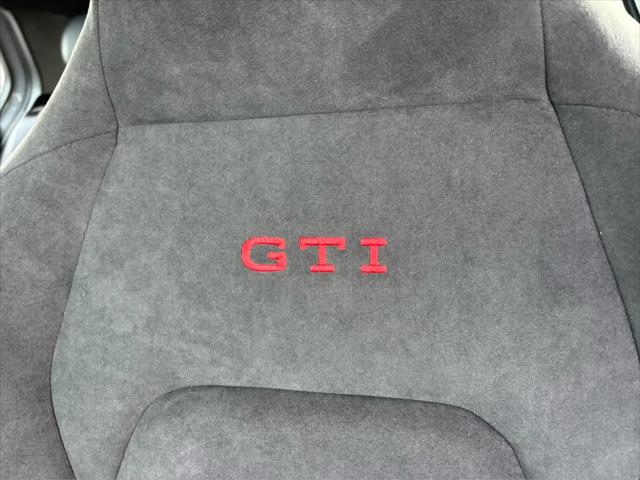 2026 Volkswagen Golf GTI SE