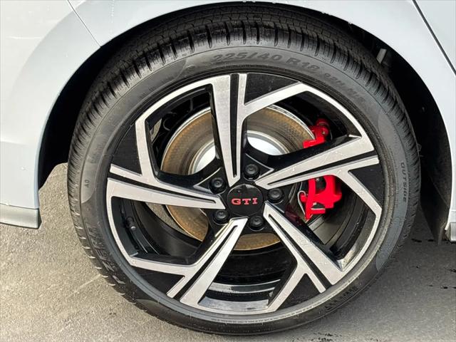 2026 Volkswagen Golf GTI SE