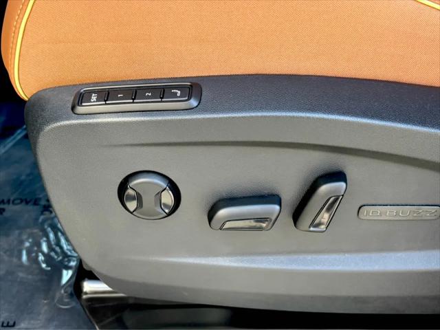 2025 Volkswagen ID. Buzz Pro S