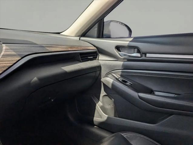 2021 Nissan Altima SL FWD