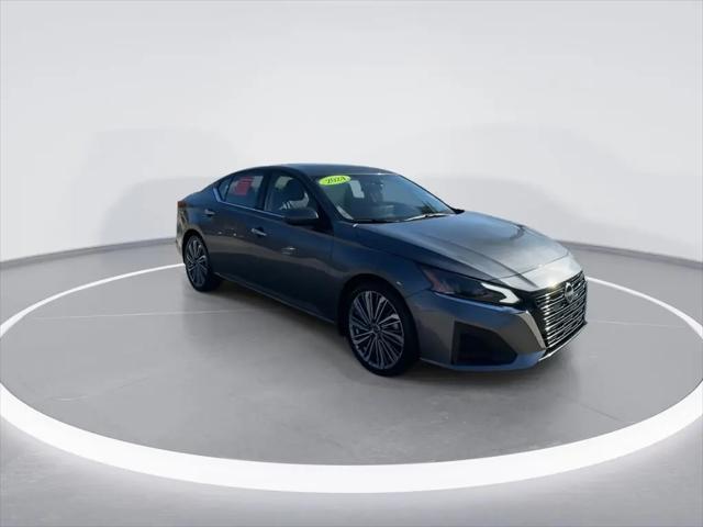 2024 Nissan Altima SL FWD