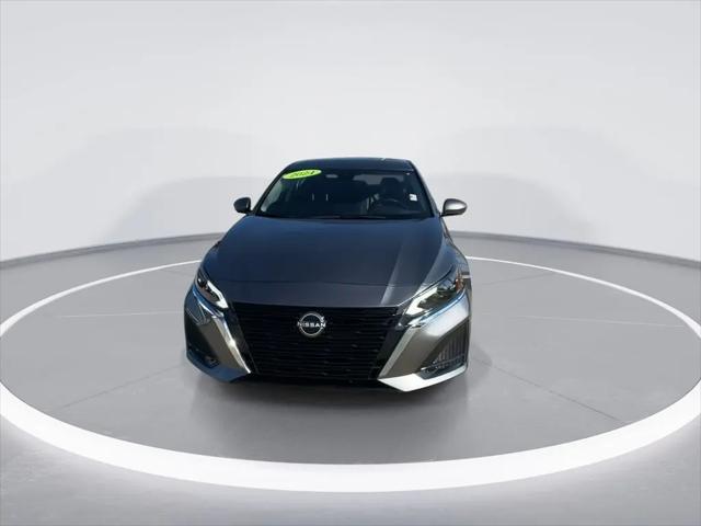 2024 Nissan Altima SL FWD