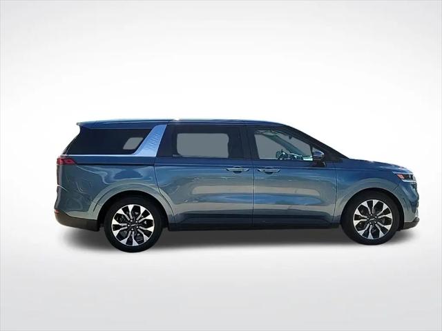 2022 Kia Carnival MPV EX