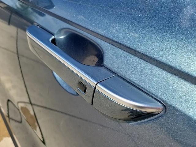 2022 Kia Carnival MPV EX