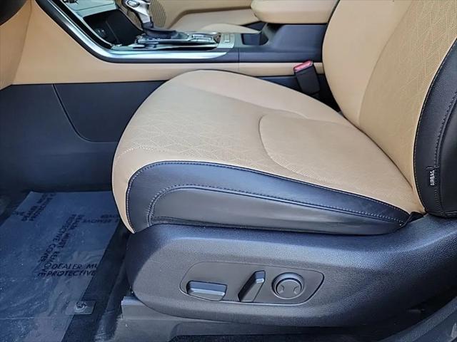 2022 Kia Carnival MPV EX