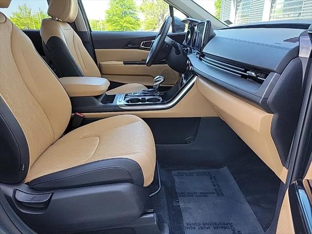 2022 Kia Carnival MPV EX