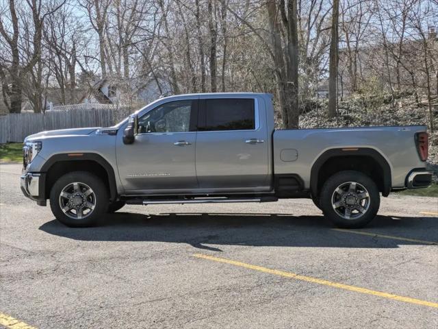 2026 GMC Sierra 2500HD Crew Cab, Standard Bed, SLT, 4WD