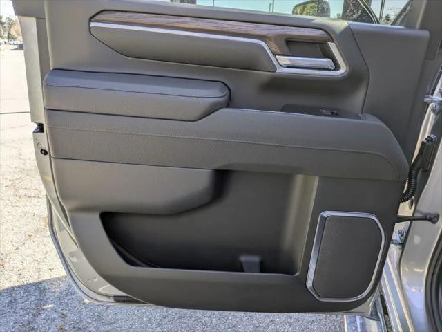 2026 GMC Sierra 2500HD Crew Cab, Standard Bed, SLT, 4WD