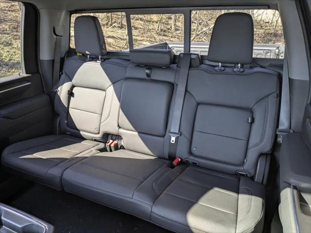 2026 GMC Sierra 2500HD Crew Cab, Standard Bed, SLT, 4WD