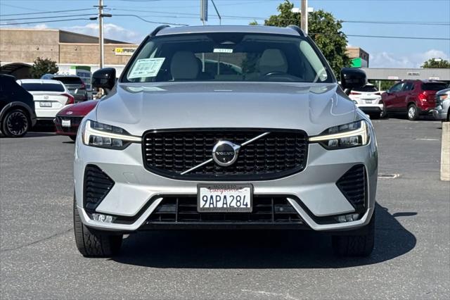 2023 Volvo XC60 B5 Plus Dark Theme