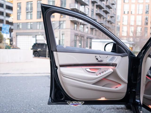 2019 Mercedes-Benz S 560 4MATIC