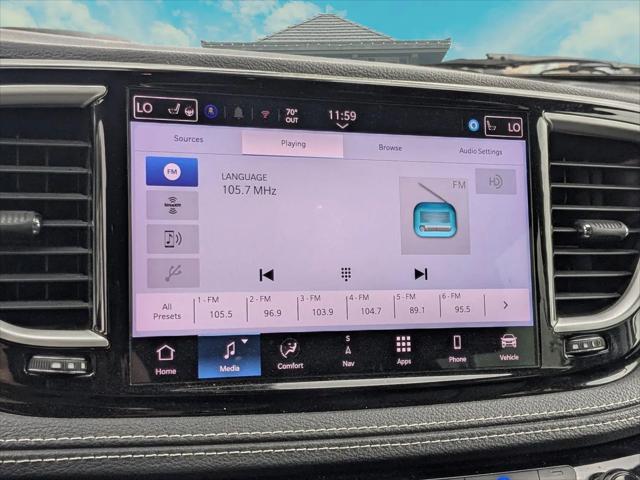 2024 Chrysler Pacifica Hybrid S Appearance Pkg
