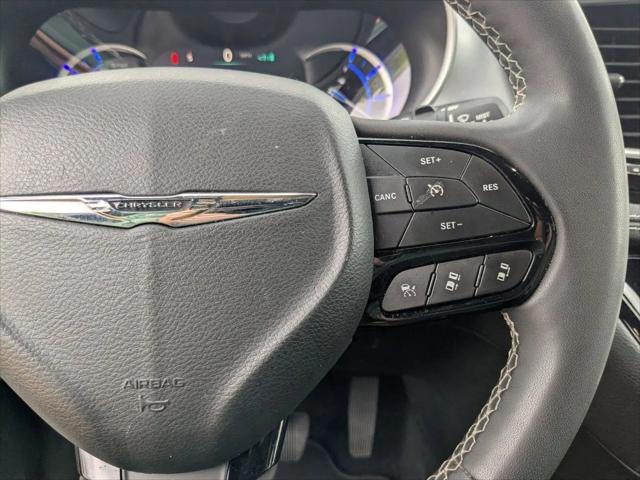 2024 Chrysler Pacifica Hybrid S Appearance Pkg