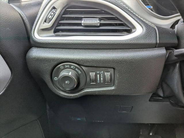 2024 Chrysler Pacifica Hybrid S Appearance Pkg