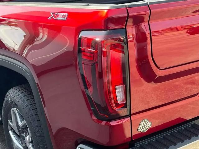 2026 GMC Sierra 1500 Crew Cab, Short Bed, SLT, 4WD