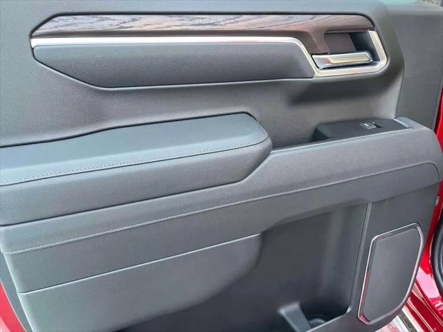 2026 GMC Sierra 1500 Crew Cab, Short Bed, SLT, 4WD