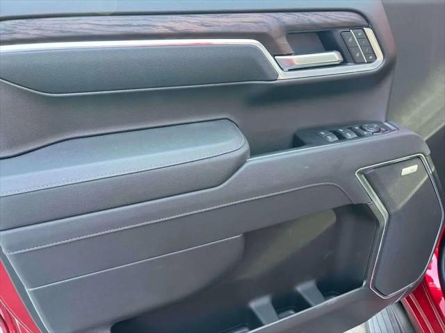 2026 GMC Sierra 1500 Crew Cab, Short Bed, SLT, 4WD