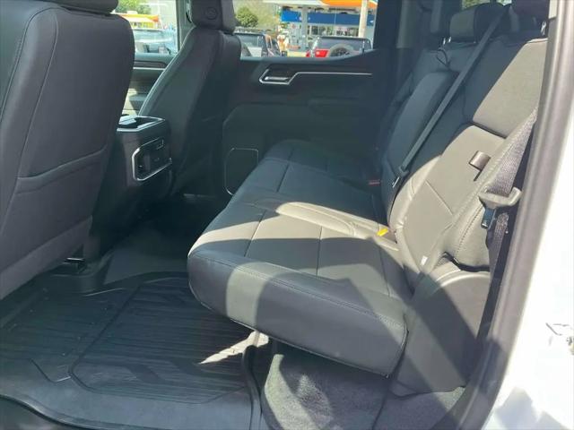2026 GMC Sierra 1500 Crew Cab, Short Bed, SLT, 4WD