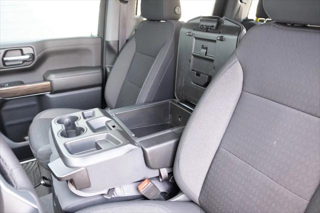 2022 Chevrolet Silverado 1500 4WD Crew Cab Short Bed RST