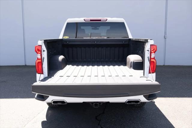 2022 Chevrolet Silverado 1500 4WD Crew Cab Short Bed RST