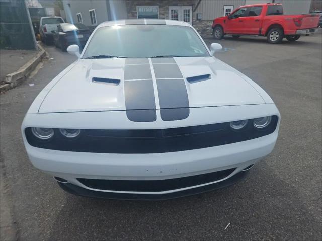 2018 Dodge Challenger SXT Plus