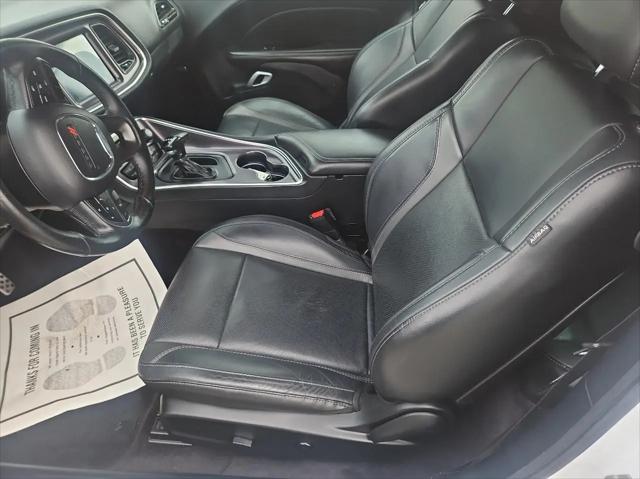 2018 Dodge Challenger SXT Plus