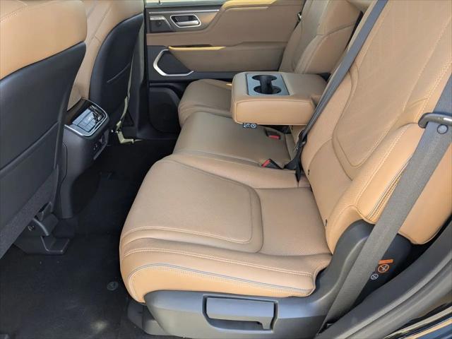 2026 INFINITI QX80 LUXE AWD