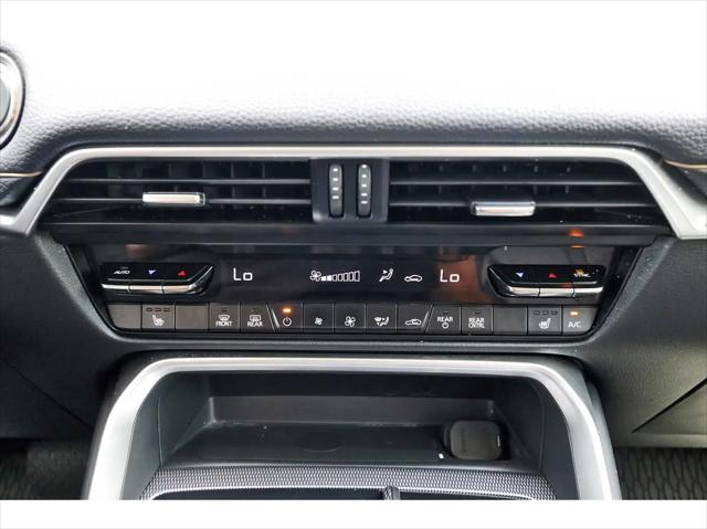 2025 Mazda X-90 Preferred Package