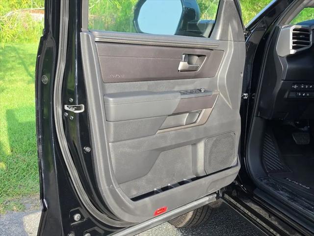 2026 Toyota Tundra SR5 CrewMax 5.5' Bed