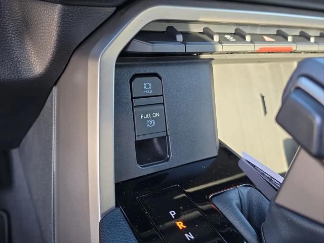2026 Toyota Tundra SR5 CrewMax 5.5' Bed