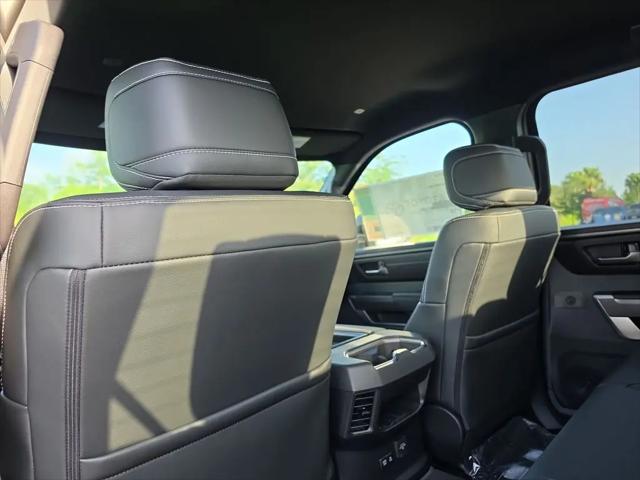 2026 Toyota Tundra SR5 CrewMax 5.5' Bed