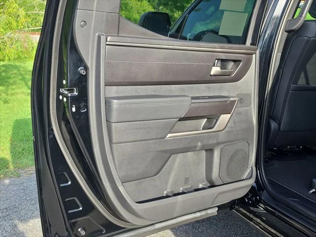 2026 Toyota Tundra SR5 CrewMax 5.5' Bed