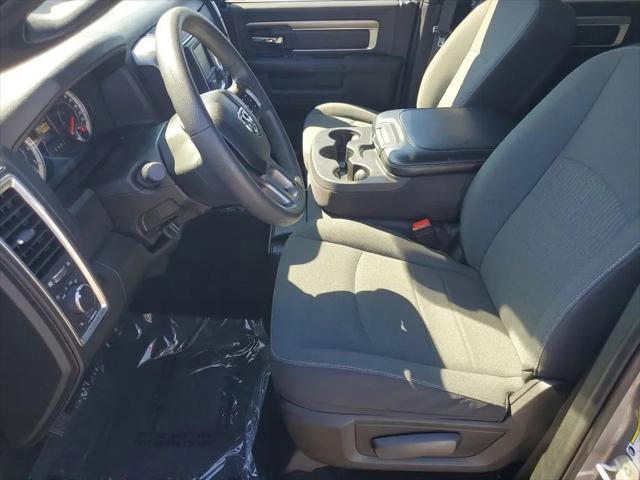 2024 Ram 1500 Classic Warlock Crew Cab 4x4 5'7" Box