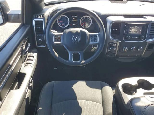 2024 Ram 1500 Classic Warlock Crew Cab 4x4 5'7" Box