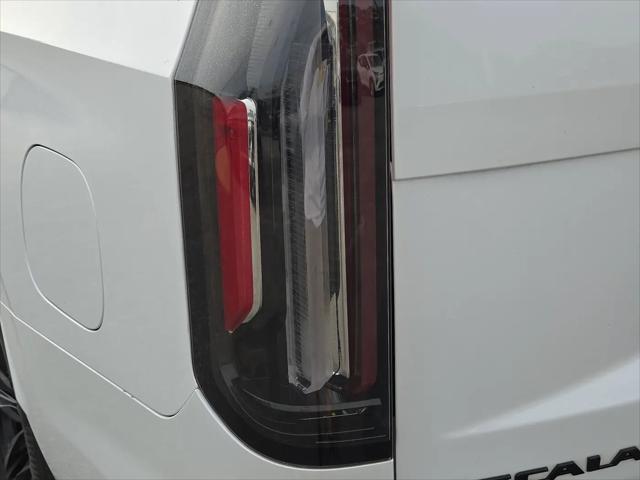 2022 Cadillac Escalade 4WD Sport Platinum