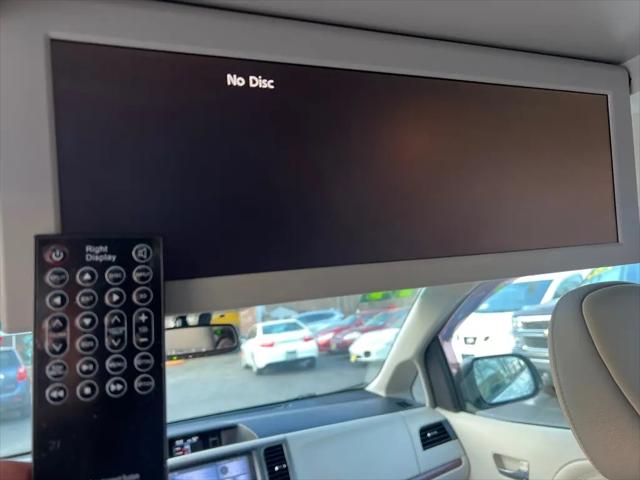 2014 Toyota Sienna XLE 7 Passenger
