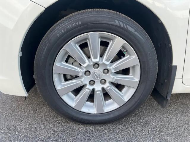 2014 Toyota Sienna XLE 7 Passenger