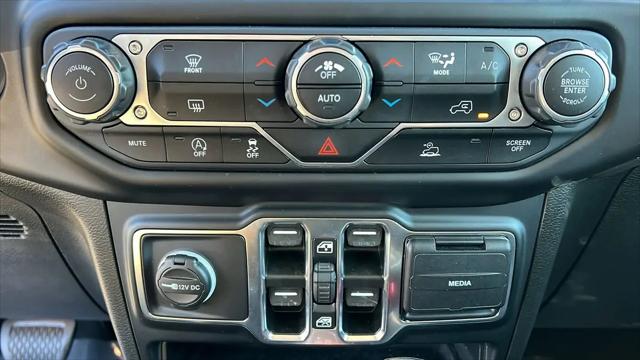 2023 Jeep Wrangler 4-Door Sahara
