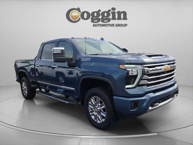 2026 Chevrolet Silverado 2500HD Crew Cab, Standard Bed, High Country, 4WD