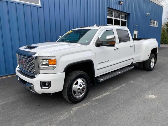 2017 GMC Sierra 3500HD Denali