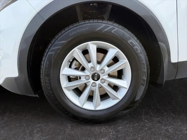 2020 Kia Sorento 2.4L LX