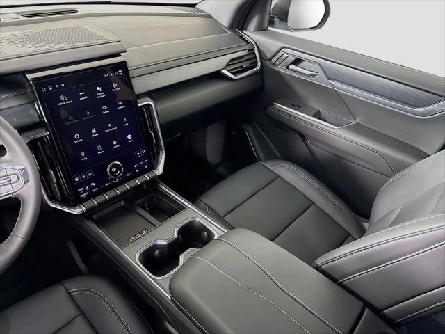 2026 GMC Acadia Elevation AWD