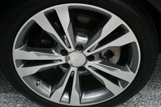 2015 Mercedes-Benz C-CLASS C 300 C 300