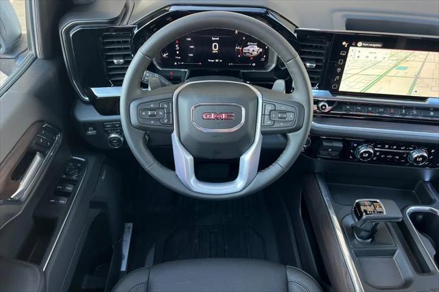 2026 GMC Sierra 1500 Crew Cab, Short Bed, SLT, 4WD