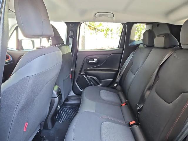 2023 Jeep Renegade Trailhawk 4x4