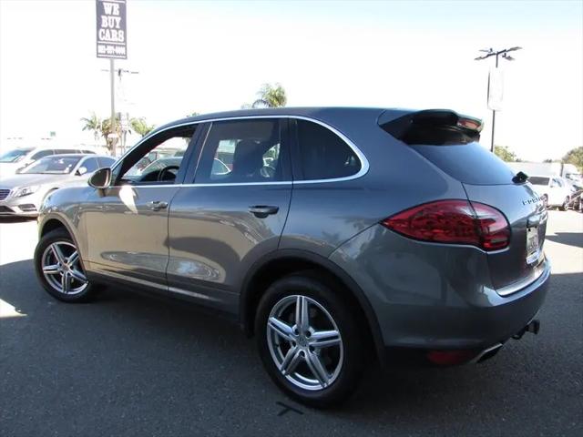 2013 Porsche Cayenne Cayenne
