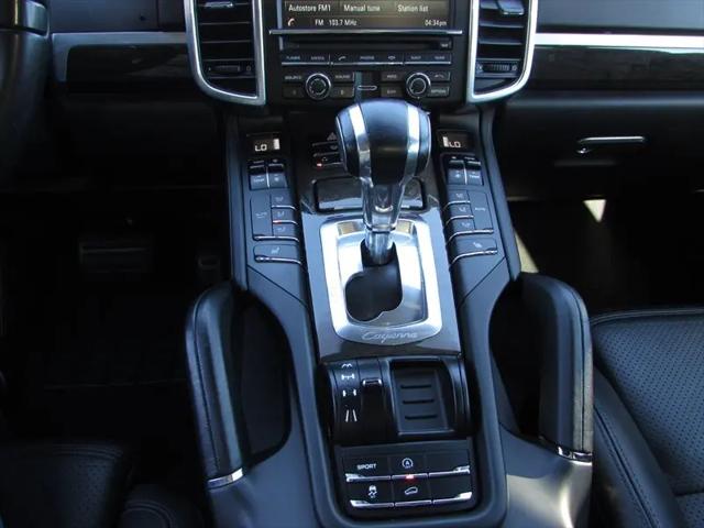 2013 Porsche Cayenne Cayenne
