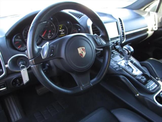 2013 Porsche Cayenne Cayenne